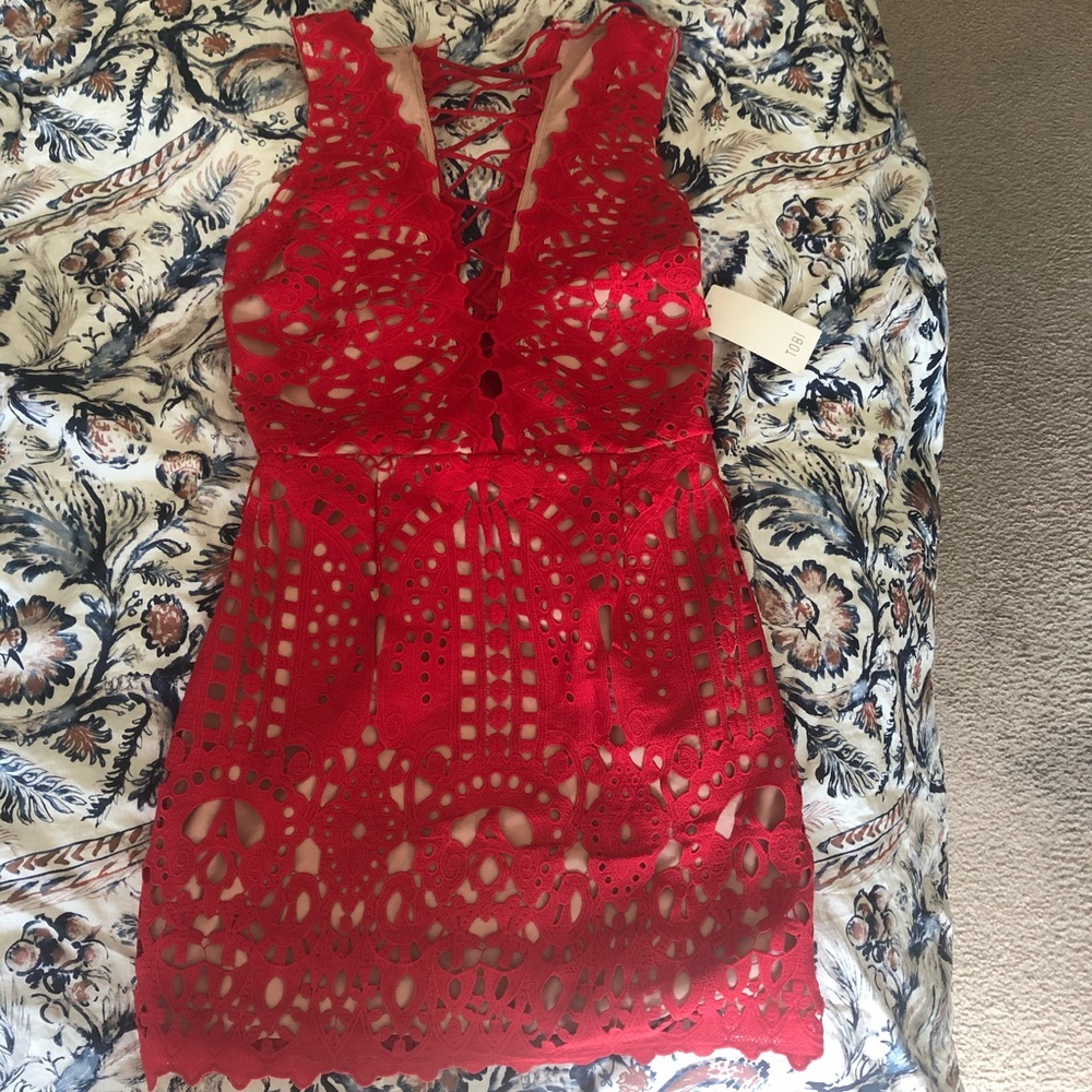 Toby Red Lace dress size large - Picture 2 of 5